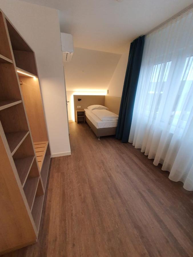 Hotel Zur Traube Moglingen Εξωτερικό φωτογραφία
