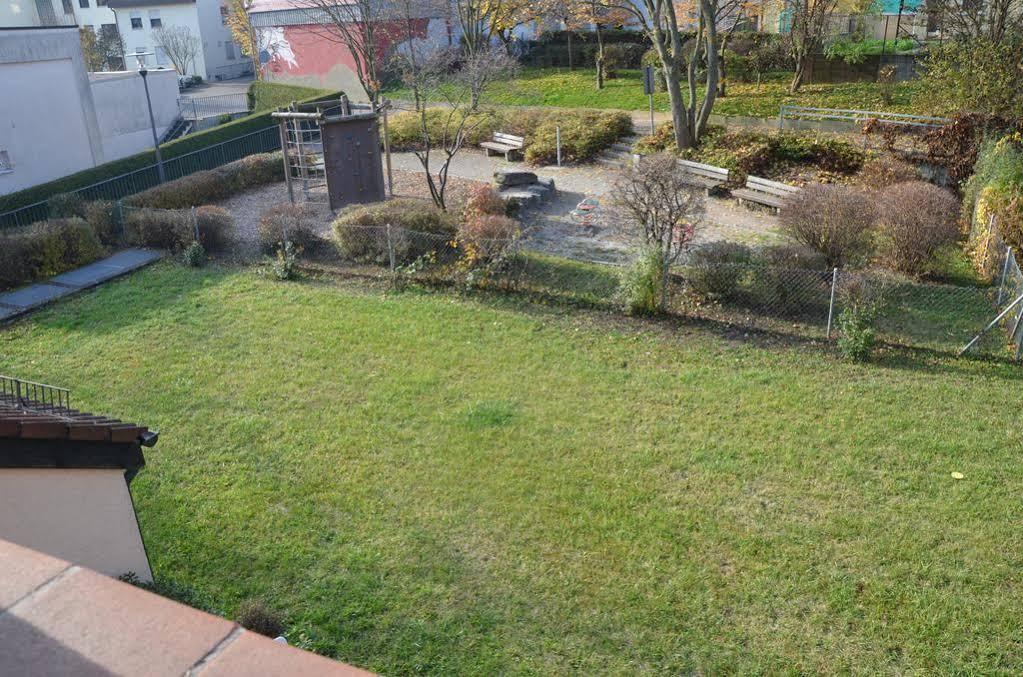 Hotel Zur Traube Moglingen Εξωτερικό φωτογραφία