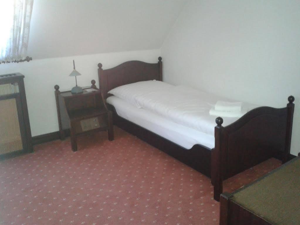 Hotel Zur Traube Moglingen Εξωτερικό φωτογραφία