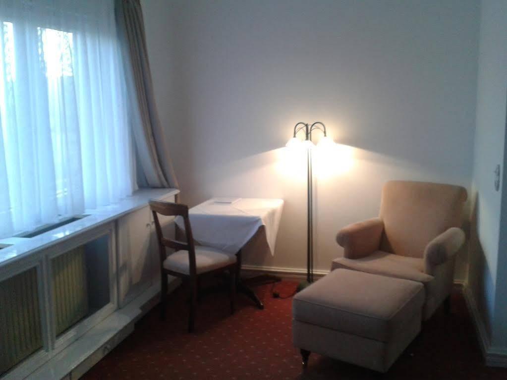 Hotel Zur Traube Moglingen Εξωτερικό φωτογραφία
